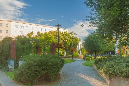 Poland, Upper Silesia, Gliwice, Doncaster Square in Summer, at Sunset