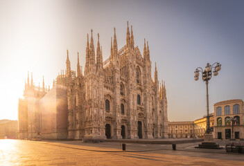 Fototapeta premium Milan Cathedral at Sunrise, Duomo di Milano