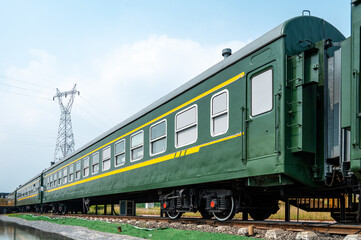 Obraz premium Green coaches, The vintage Chinese train