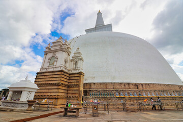 Magnificent view of the 103 m high dome and associated shrines at the  sacred Ruwanveli Maha Seya...