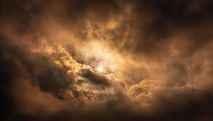 Obraz premium Dramatic Golden Sunset Sky With Clouds