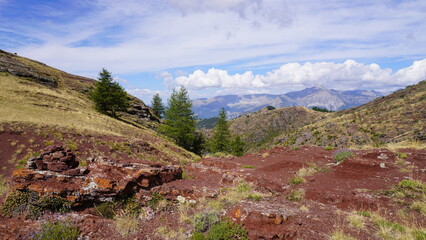 Paysage en rouge à Barrot
