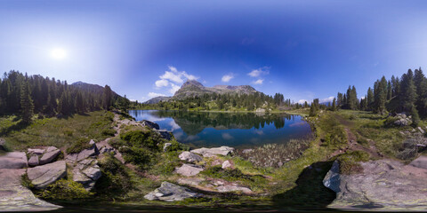 Hiking near Colbricon Lakes - Italy - 360 degree landscape