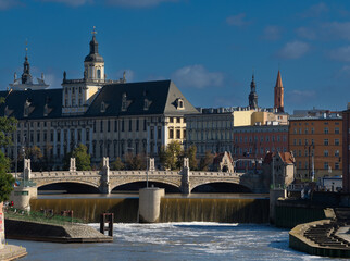 2024-10-07; cityscape with odra river wroclaw poland