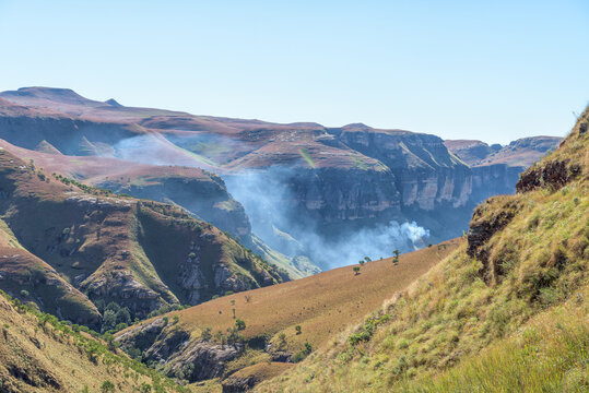 Veld fire in the Mahai valley