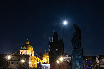 Prag bei Nacht