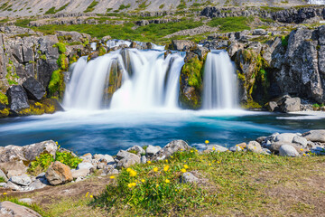 Schöne Dynjandi Wasserfall Naturlandschaft in Island