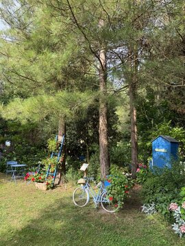 Le Jardin de Mireille en Touraine Angevine, Channay-sur-Lathan, France