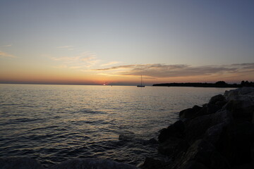 TRAMONTO SUL MARE