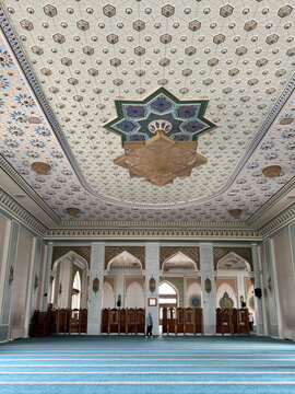 The beautiful interior decoration of a mosque in Tashkent, Uzbekistan 