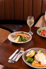 Grilled Salmon And Vegetables