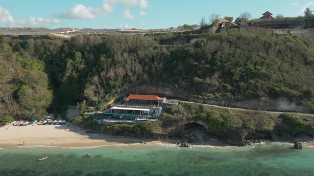 Pantai Gunung Payung Uluwatu Bali Indonesia Drone Track Back Over Lagoon 4K 60FPS