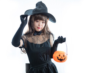 【ハロウィン】魔女コスの女性