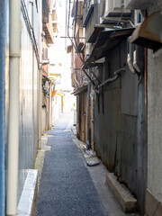 大阪府池田市の路地の風景