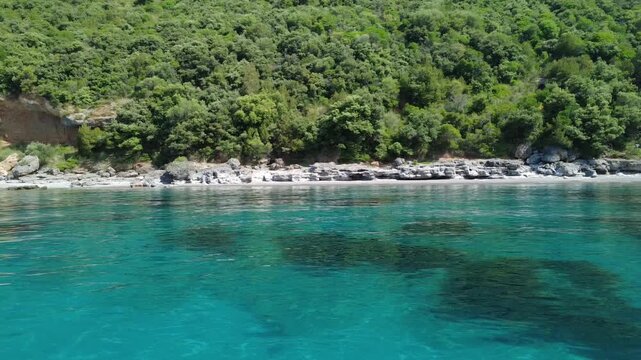 La bella costa da Scario all'area marina protetta degli Infreschi e della Massetta in Cilento ,Italia