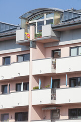 Modernes Wohngebäude, Rosenheim, Oberbayern, Bayern, Deutschland