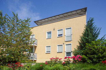 Modernes Wohngebäude, Rosenheim, Oberbayern, Bayern, Deutschland