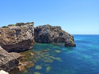 Felsen an der Atlantikküste der Algarve