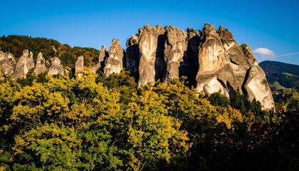 Autumnal rock formations (1)