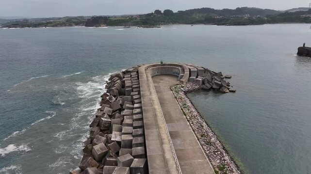 Puerto deportivo de Luanco en Asturias