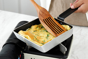 Making Korean Spring Onion Omelette