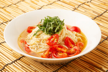 トマトのそうめん