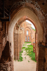 Fototapeta premium These are the ruins of Tartu Cathedra Toomkiriku, built between the 13th and 16th centuries. It is one of the city's tourist and historical attractions and was destroyed for few wars.