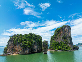 Naklejka premium James Bond Island in Thailand officially known as Koh Tapu island belongs to the Ao Phang Nga National Park