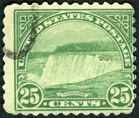 USA - 1922: shows Niagara Falls, 1922
