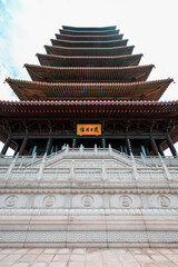 Fototapeta premium chinese pagoda architecture