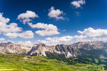 Impressive sharp peaks of the Odle mountain massif (Geisler Group), Seceda, Dolomites, Italy
