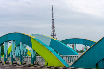 Napier Bridge is a road bridge over the Coovum River in Chennai, India. It connects Fort St. George...