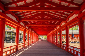 世界遺産・日本三景厳島神社西回廊　広島県廿日市市宮島
