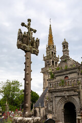 Enclos paroissial de Trémaouézan dans le département du Finistère - Bretagne