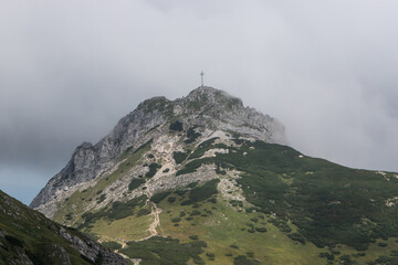 piękny widok na Giewont 1895 m n.p.m.