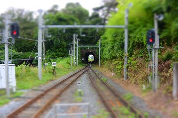 線路とトンネル