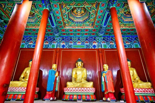 White Pagoda Temple (Miaoying Temple), Beijing, China
