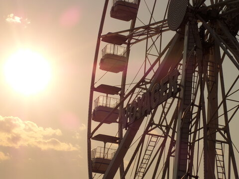 Ferris wheel