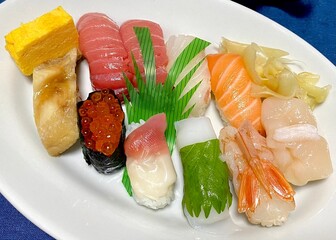 おいしい寿司の盛り合わせ