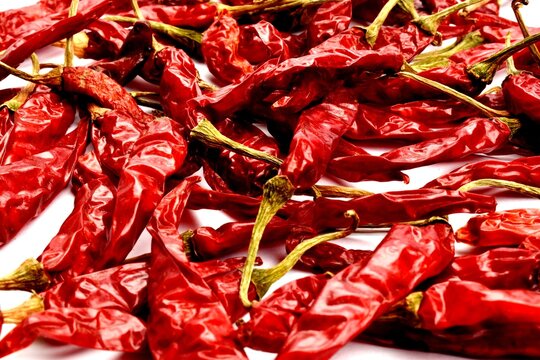 dried dry sun-dried red chili chilli peppers lal mirch