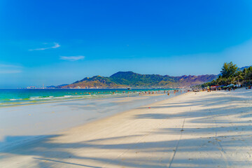 The sea beach.

Turquoise water, shallow water on the beach at DOCLET in Vietnam.