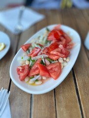 tomato and piyaz salad