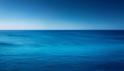 Obraz premium a photo realistic scene portrays a blue gradient where the color subtly shifts reminiscent of a clear ocean