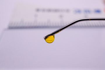 A Riboflavin Drop for Collagen Cross-linking on a Glass Slides