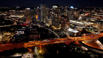 Fototapeta premium Night Downtown Tampa In Tampa Florida United States. Modern City Center With Skyscrapers Reflecting The Urban Life. Building Industry Landscape. Industry Urban High Rise Building Enterprise Town.