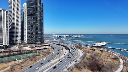 Naklejka premium Navy Pier In Chicago Illinois United States. Stunning Tropical Coastline Beach Scene Viewed From Above. Business Clouds Sky Downtown Cityscape. Backgrounds Panoramic. Chicago Illinois.