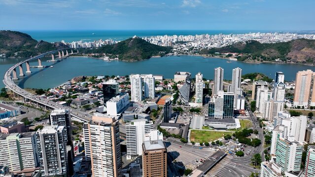 Fototapeta Vitoria Skyline In Vitoria Espirito Santo Brazil. Modern City Center With Skyscrapers Reflecting The Urban Life. Metropolitan Skyline Panoramic City View Stunning. Metropolitan Architecture Business.