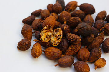 Dried Black Cardamom or Greater Cardamom