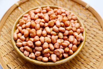 Raw peanuts with red skin