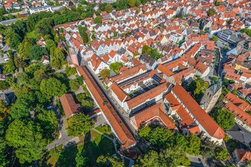 Memmingen im Illertal im Luftbild - die südöstliche Innenstadt rund um den Frauenkirchplatz